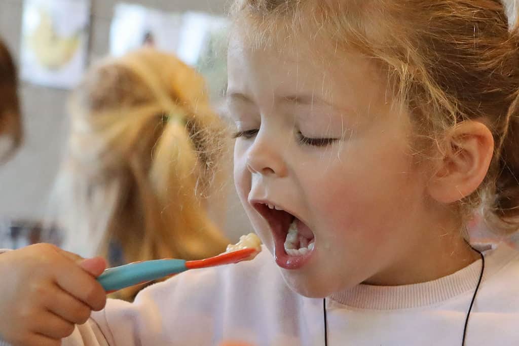 food drink eating children